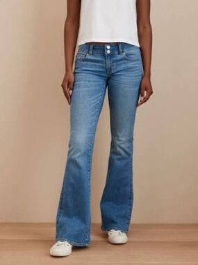 American Eagle Artist Jeans